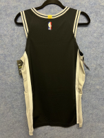 Nike NBA San Antonio Spurs Trikot Schwarz AUTHENTIC...