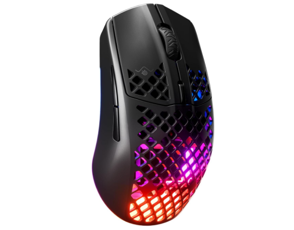 SteelSeries Aerox 3 Wireless - RGB Gaming-Mouse mit Öffnungen in der Oberfläche