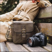 MegaGear Unisex Genuine Leather Camera Messenger Bag - Kuriertasche