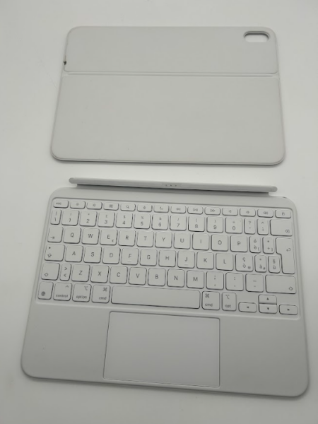 Apple Magic Keyboard Folio, SIEHE BILD, für iPad (10. Generation) – Italienisch ​​​​​​​- QWERTY
